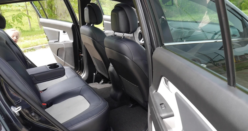 Kia Sportage cena 48900 przebieg: 117000, rok produkcji 2015 z Starachowice małe 781